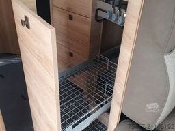 EURAMOBIL Profila RS 695 EB - Einzelbetten Hubbett 91.570¤