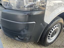 VW Transporter Kombi 2.0 TDI L1H1 140pk DSG Automa...