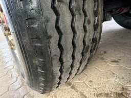 KNAPEN K200 Schubboden 92m³ Heavy Duty Impact Boden