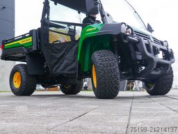 John Deere Gator HPX815E