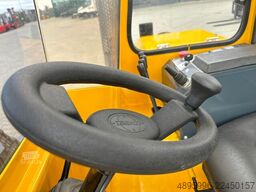 Combilift C2500 / Compact / Wide positioner