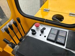 Combilift C2500 / Compact / Wide positioner