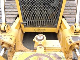 KOMATSU D65 PX ripper available