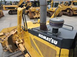 KOMATSU D65 PX ripper available