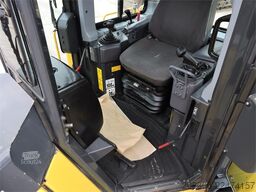 KOMATSU D65 PX ripper available
