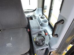 KOMATSU D65 PX ripper available