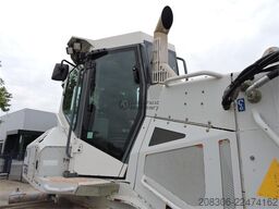 LIEBHERR PR 726 LGP