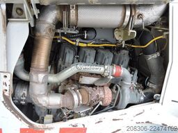 LIEBHERR PR 726 LGP