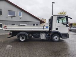MAN TGL 8.220