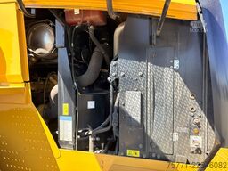 Caterpillar 930M ŁADOWARKA KOŁOWA