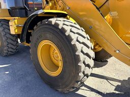 Caterpillar 930M ŁADOWARKA KOŁOWA