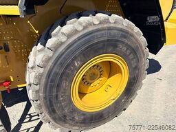Caterpillar 930M ŁADOWARKA KOŁOWA