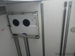 LAMBERET 3 AXLE FRIGO TRAILER WITH CARRIER VECTOR 1950 MT