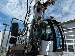 LIEBHERR A 920 Litronic Mobilbagger *10.932h