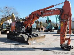HITACHI ZX225