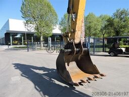 CATERPILLAR 325FL