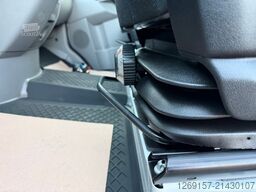 MERCEDES-BENZ Sprinter 319CDI V6 Kasten L1H1 Autom Navi Standh