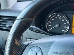 MERCEDES-BENZ Sprinter 319CDI V6 Kasten L1H1 Autom Navi Standh