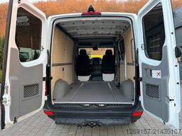 MERCEDES-BENZ Sprinter 319CDI V6 Kasten L1H1 Autom Navi Standh