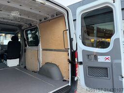 MERCEDES-BENZ Sprinter 319CDI V6 Kasten L1H1 Autom Navi Standh