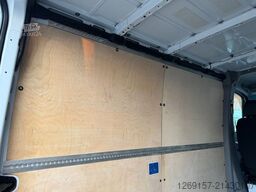 MERCEDES-BENZ Sprinter 319CDI V6 Kasten L1H1 Autom Navi Standh