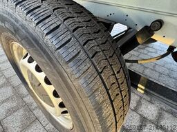 VOLKSWAGEN Crafter Pritsche 35 DOKA Klimaanlage 3.5t