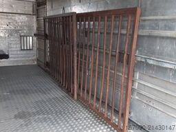 MERCEDES-BENZ Atego 1223L Euro3 Scheuwimmer Viehaufbau