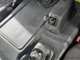 MERCEDES-BENZ Atego 1223L Euro3 Scheuwimmer Viehaufbau