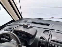 Knaus L!VE I 650 MEG neuwertiges Familienreisemobil