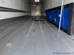 Schmitz Cargobull Box Semi-Trailer with Refrigeration/Freezer Unit –