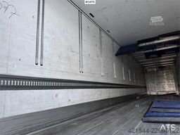 Schmitz Cargobull Box Semi-Trailer with Refrigeration/Freezer Unit a