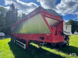 Red River Asphalt Semi-Trailer