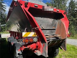Red River Asphalt Semi-Trailer