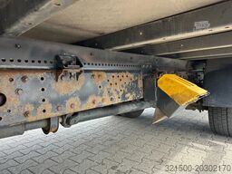 Iveco EuroCargo 180 Closed Box Saxas 12T / Lift / Eur...