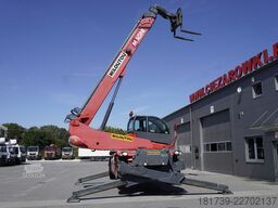 MAGNI RTH 5.26 telescopic loader / Range 26 m