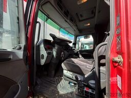 Mercedes-Benz Actros 2644 L 6X4 3 Zijden kipper + MKG Kraan/C...