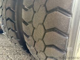 Mercedes-Benz Actros 2644 L 6X4 3 Zijden kipper + MKG Kraan/C...