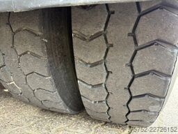 Mercedes-Benz Actros 2644 L 6X4 3 Zijden kipper + MKG Kraan/C...