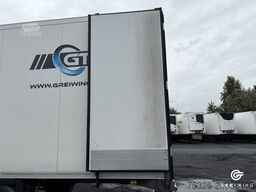 SCHMITZ CARGOBULL SKO 24/L, FP 45 Cool, SLXi Spectrum, 2x Lift