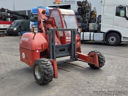 Manitou TMT 20-20SR Mitnahmestapler 2000 kg Tragkraft Staplergabel und Stroh- Heugabel