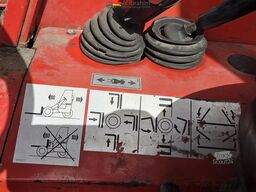Manitou TMT 20-20SR Mitnahmestapler 2000 kg Tragkraft Staplergabel und Stroh- Heugabel