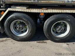 Scania P500 XT 10x4*6 1. Antriebsachse Schaden