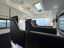  STX Trailer  3-4 Pferde Wohnung, Dusche WC,