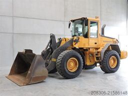 VOLVO L90E