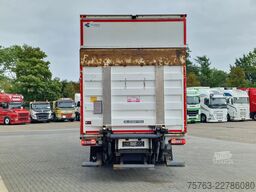 Volvo FM 370 Globetrotter 4x2 - Buggsbygg box with si...