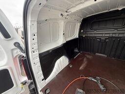 Citroën ë-Berlingo Club 50 kWh 3 Zitplaatsen Climate Co...