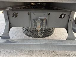 Mercedes-Benz Atego 818L Carrier Xarios600 seitli. Treppe TÜV