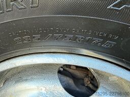 Mercedes-Benz Atego  818L Mitsubishi TDJ600D seitli. Treppe TÜV