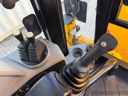 JCB 3CX Compact / 2022 BJ / Hammer + Schaufeln