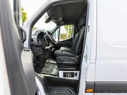 Mercedes-Benz Sprinter 315 CDI Kasten L3H2 Holz Navi Kamera
